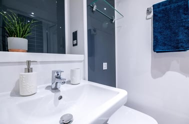 Silver Street, East Reading, Reading - Image 2